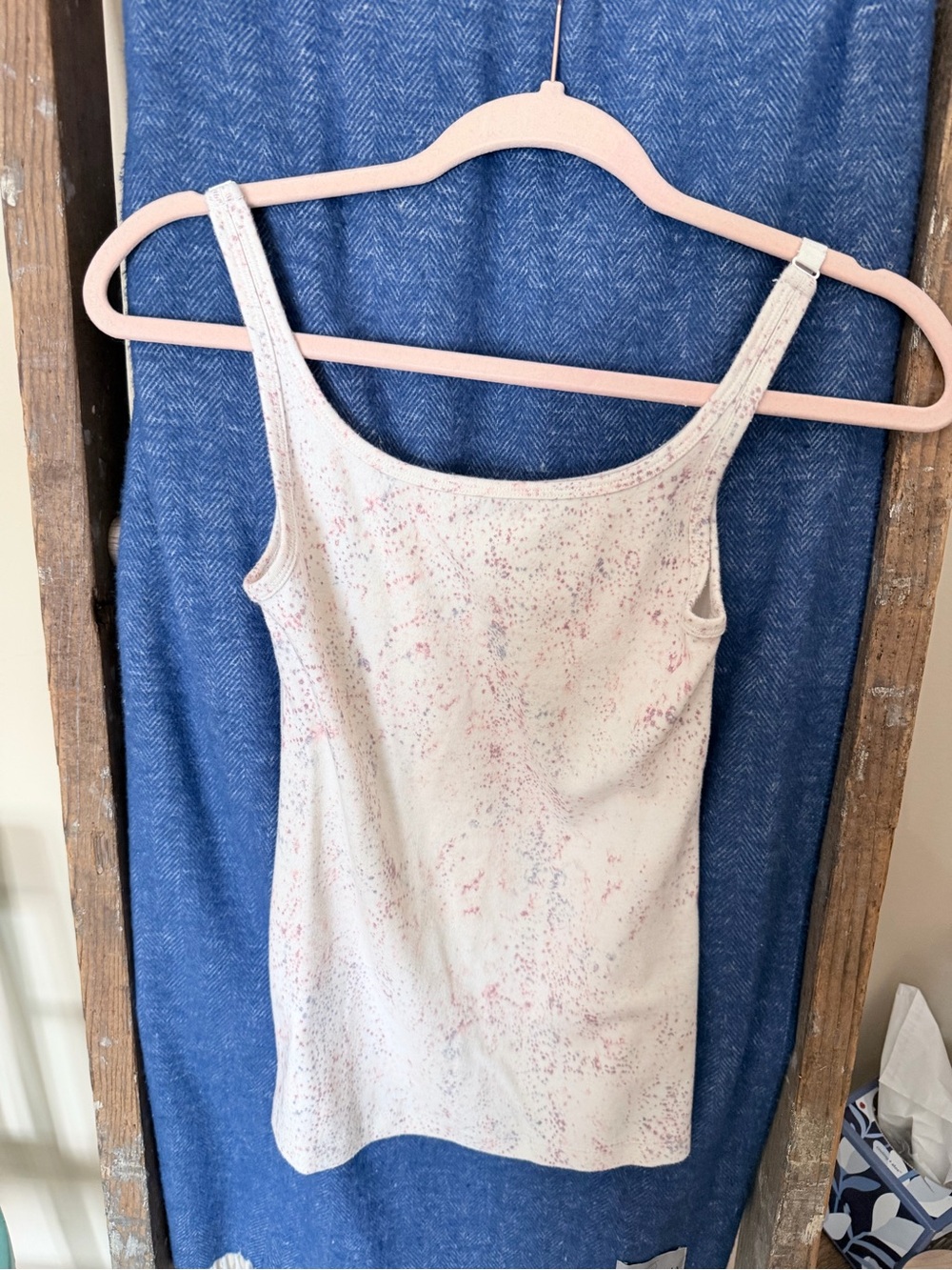 Ruff Hewn White Top with Pink Speckle Detail
